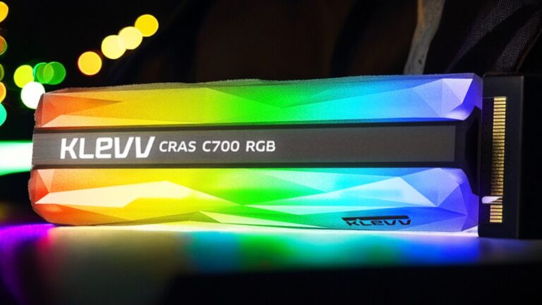 CRAS C700 RGB SSD