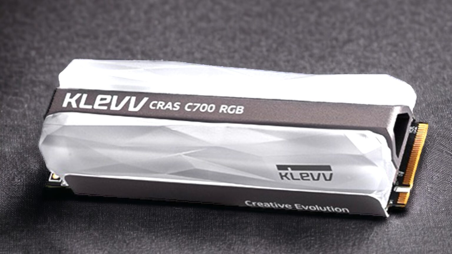 CRAS C700 RGB SSD