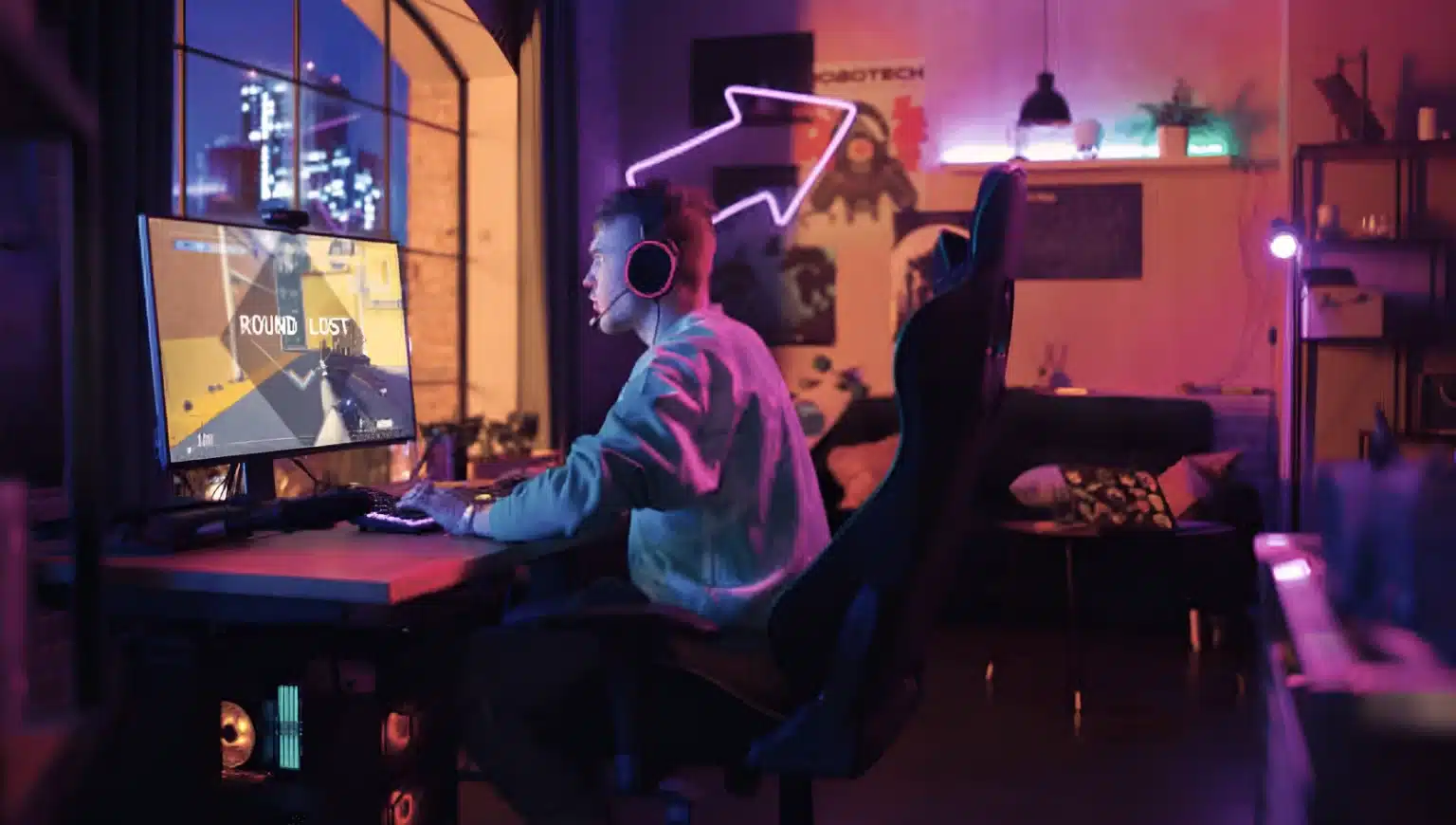 En la era digital y el auge de los videojuegos, la habitación gamer se ha convertido en un espacio sagrado para muchos entusiastas. Más allá de ser simplemente un lugar para jugar, este ambiente puede influir significativamente en la experiencia del jugador. Desde la elección de los colores hasta la temática seleccionada, cada detalle puede marcar la diferencia en la inmersión y el rendimiento. Exploraremos a continuación la importancia de un buen ambiente en tu santuario gamer, destacando la relevancia de la elección de colores y temáticas.